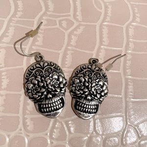 Skull Earring’s